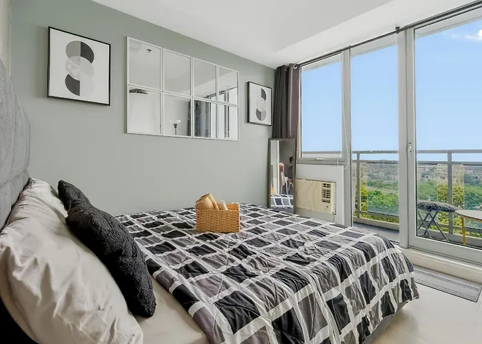Apartment Azure Urban Residences *